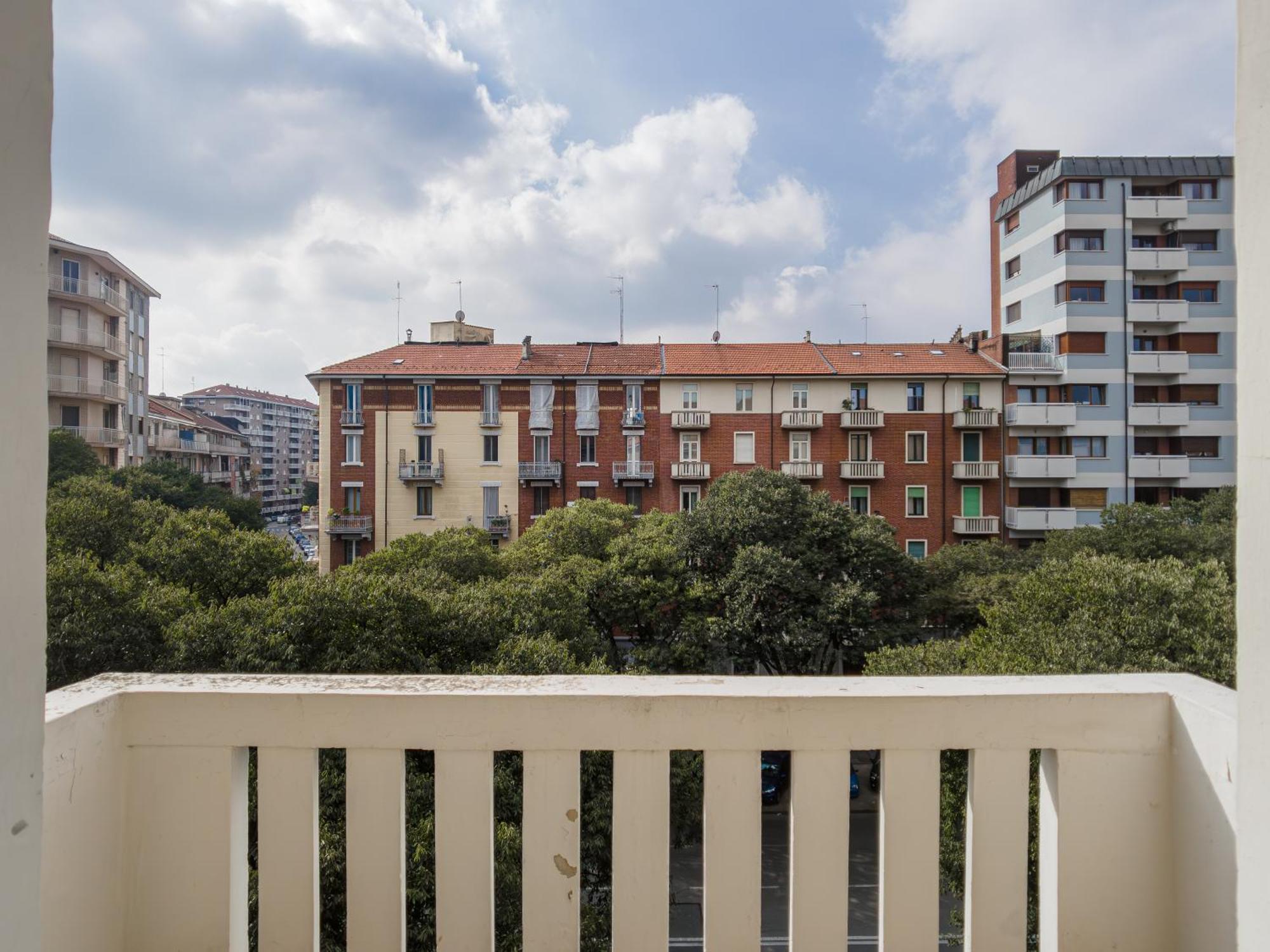Residenza Peschiera - Street Parking & Metro Turin